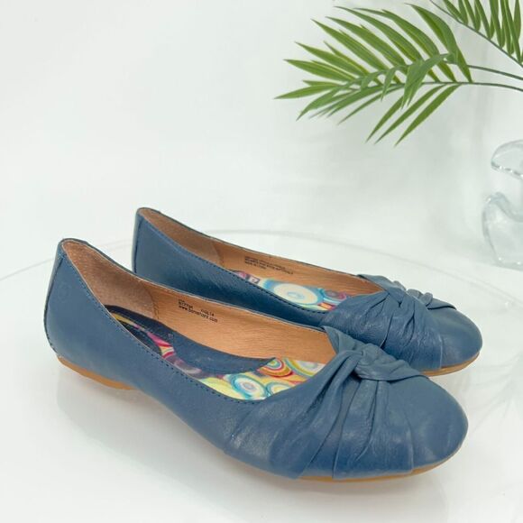 Born Women's Lilly Ballet Flat Size 7 Navy Blue Leather Slip On Knot Bow Shoes - Picture 2 of 13